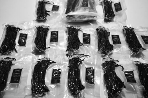Vanilla Beans Grade A  100g Vacuum Sealed (Organic)